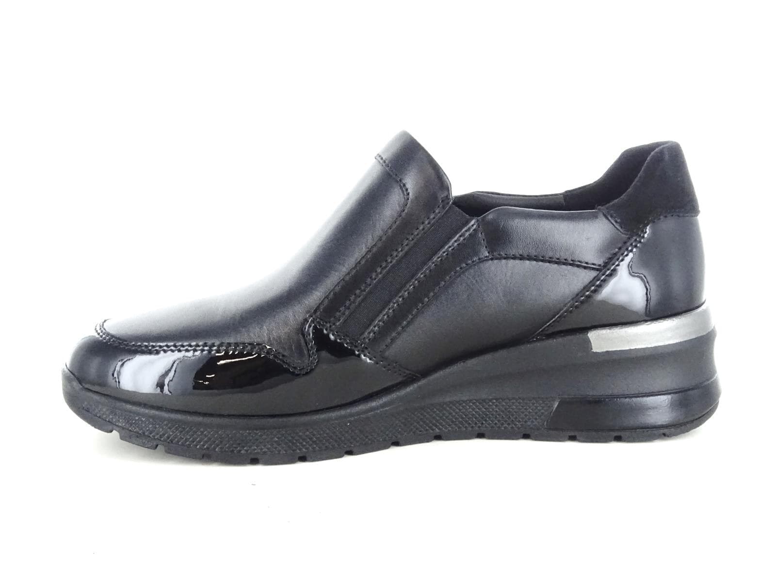 LARA SHOES 22201 SLIP ON DONNA in Sneaker casual 3A Moda Mare Sport - Bellaria Igea Marina, commercioVirtuoso.it