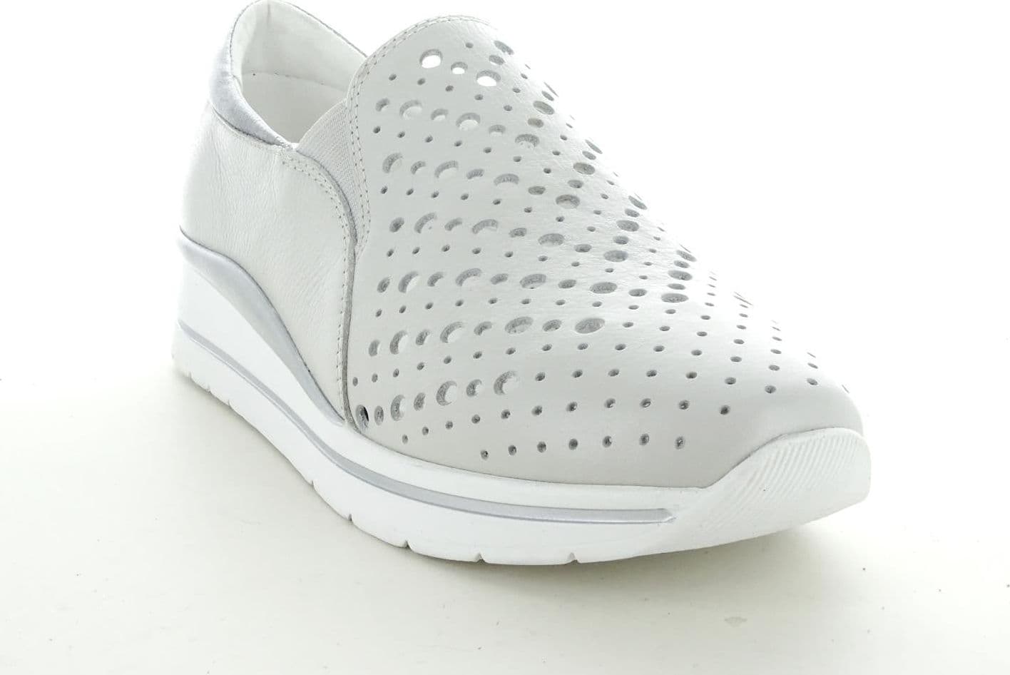 LARA SHOES 21873 SLIP ON DONNA in Sneaker casual 3A Moda Mare Sport - Bellaria Igea Marina, commercioVirtuoso.it