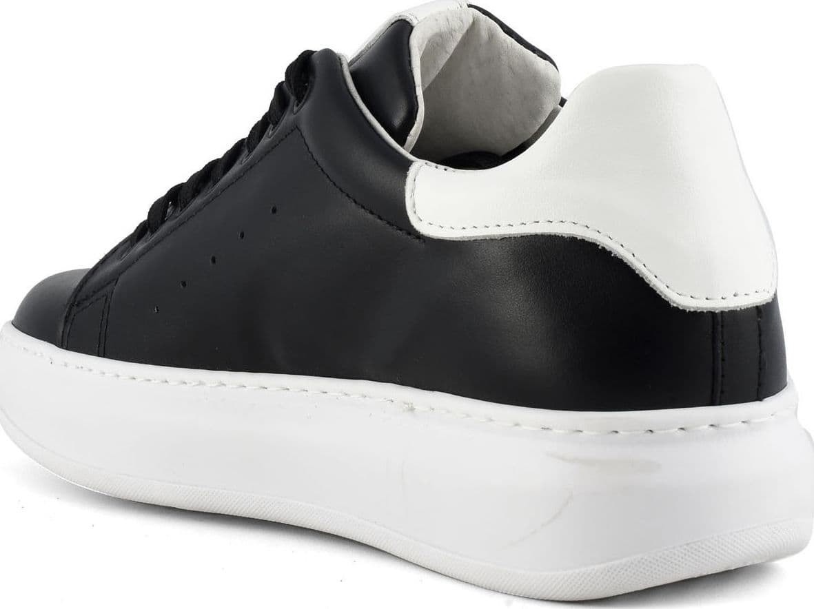 SNEAKERS IN PELLE in Sneaker casual 3A Moda Mare Sport - Bellaria Igea Marina, commercioVirtuoso.it
