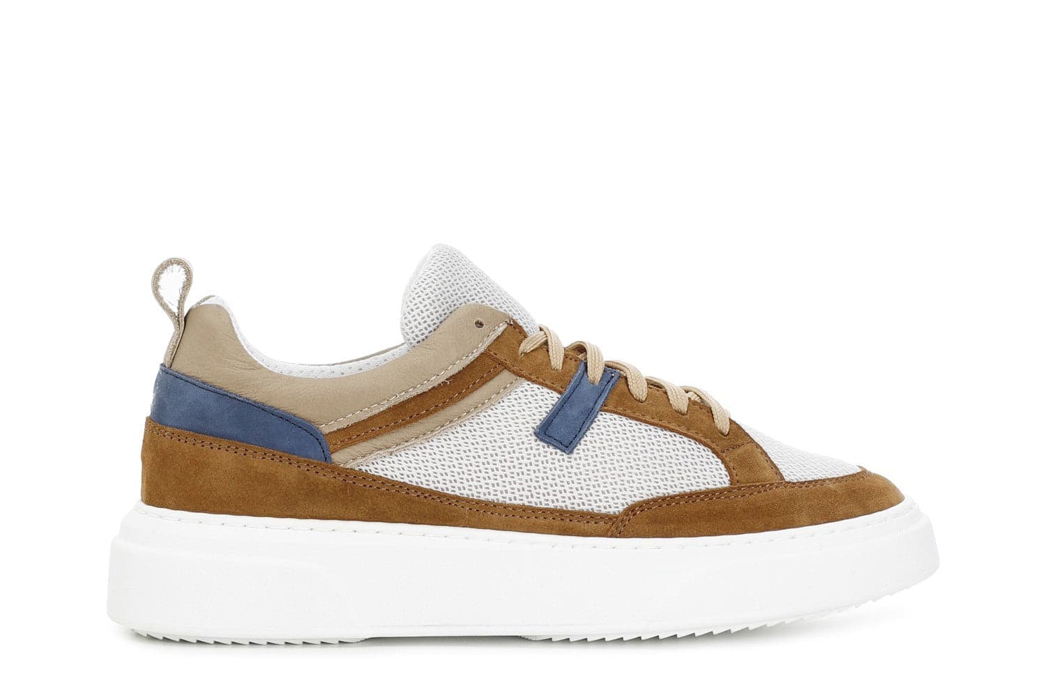 SNEAKERS IN PELLE SCAMOSCIATA E TESSUTOMESH in Sneaker casual 3A Moda Mare Sport - Bellaria Igea Marina, commercioVirtuoso.it