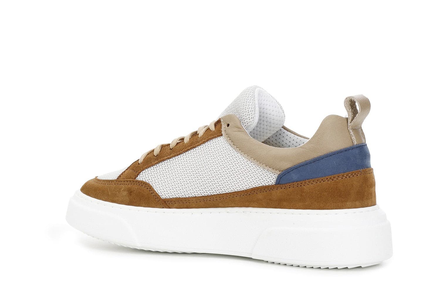 SNEAKERS IN PELLE SCAMOSCIATA E TESSUTOMESH in Sneaker casual 3A Moda Mare Sport - Bellaria Igea Marina, commercioVirtuoso.it