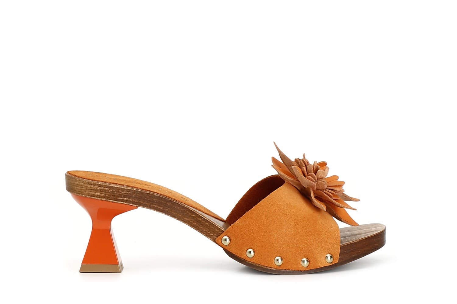 CIABATTA IN PELLE SCAMOSCIATA CON FIORE in Pantofole 3A Moda Mare Sport - Bellaria Igea Marina, commercioVirtuoso.it