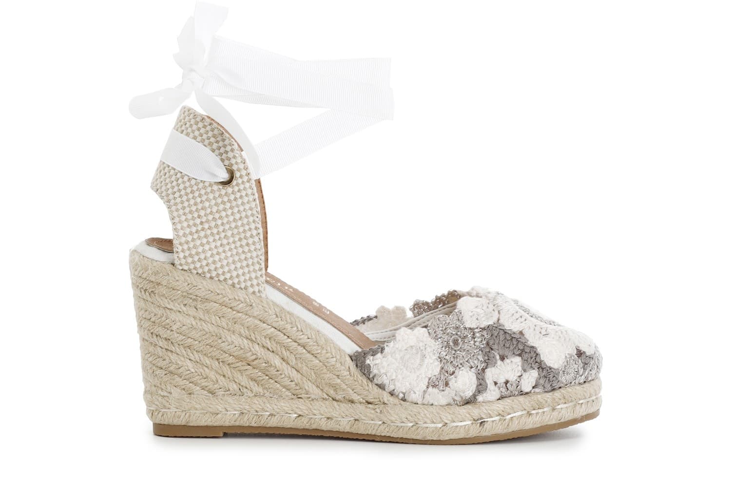SCARPE APERTE IN TESSUTO RICAMATO in Sneaker casual 3A Moda Mare Sport - Bellaria Igea Marina, commercioVirtuoso.it