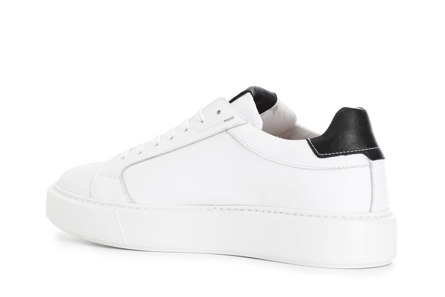 SNEAKERS IN PELLE in Sneaker casual 3A Moda Mare Sport - Bellaria Igea Marina, commercioVirtuoso.it