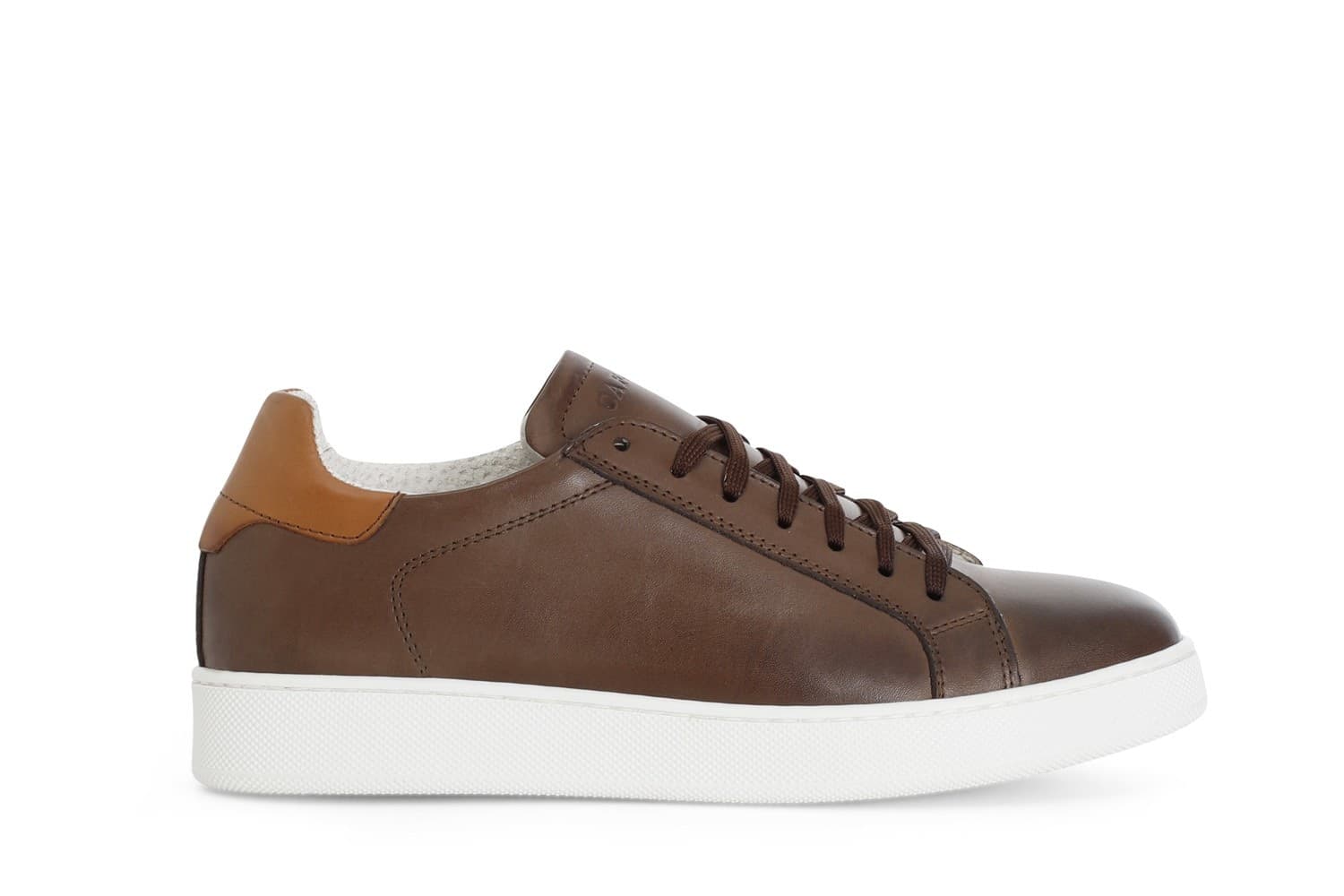 SNEAKERS IN PELLE in Sneaker casual 3A Moda Mare Sport - Bellaria Igea Marina, commercioVirtuoso.it