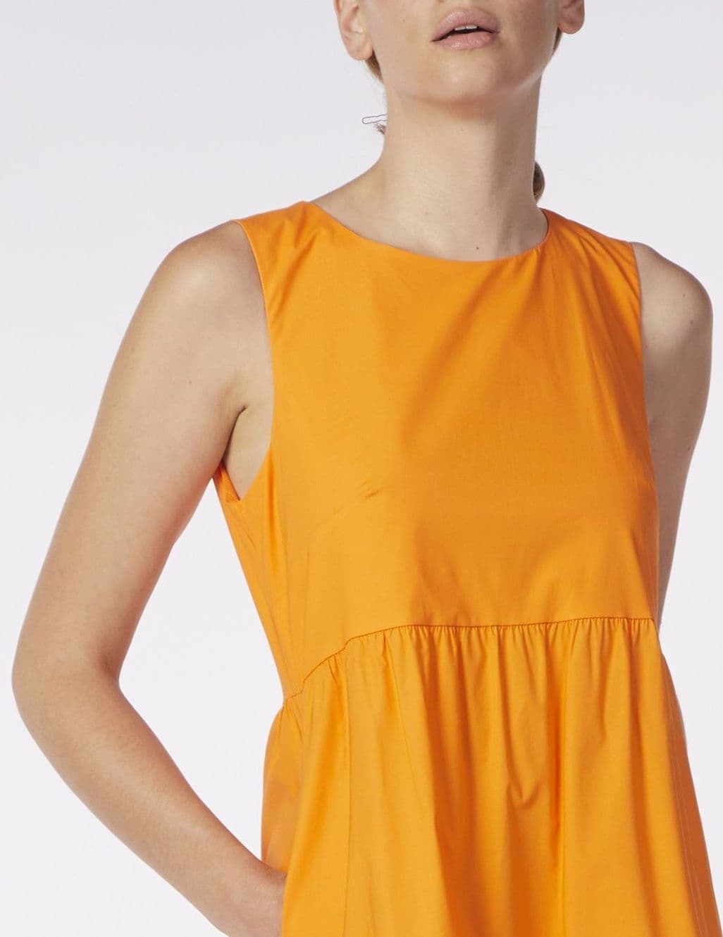 ABITO SMANICATO A BALZE in Casual 3A Moda Mare Sport - Bellaria Igea Marina, commercioVirtuoso.it