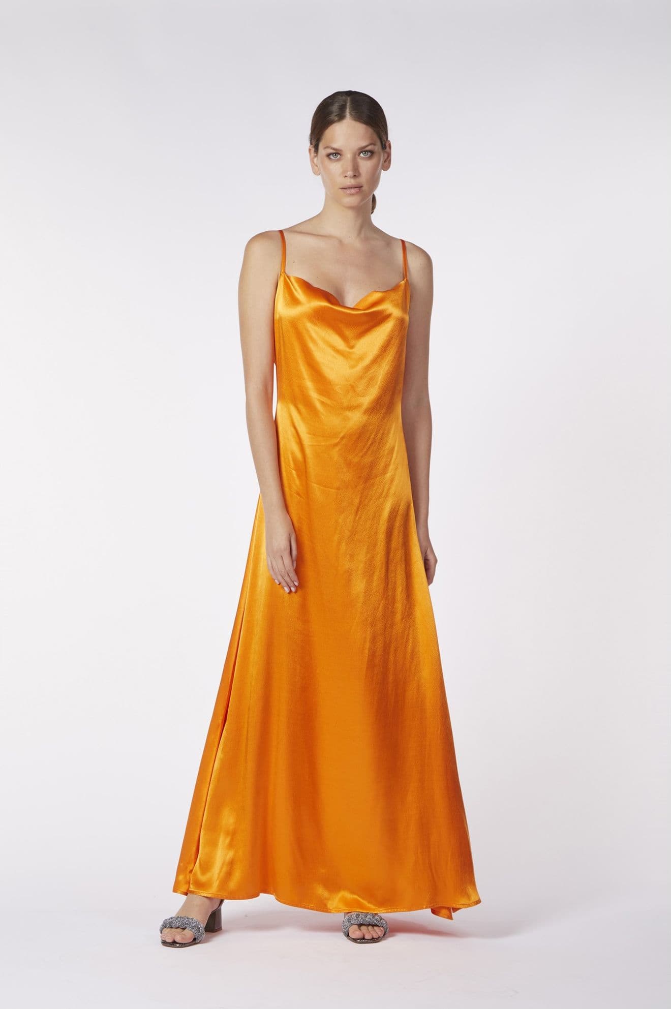 ABITO LUNGO TIPO SOTTOVESTE in Sottovesti 3A Moda Mare Sport - Bellaria Igea Marina, commercioVirtuoso.it