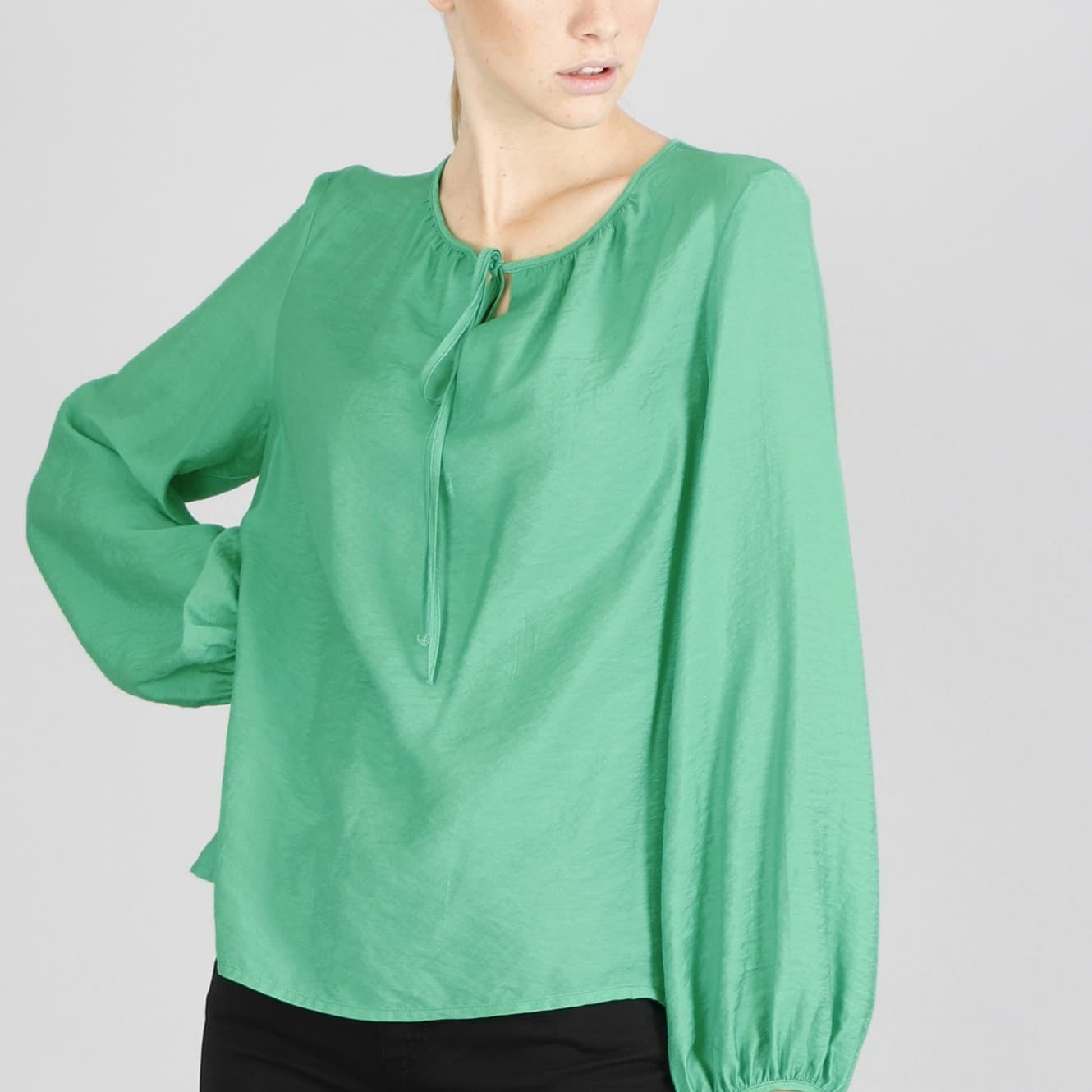 BLUSA MANICHE LUNGHE in Bluse e camicie 3A Moda Mare Sport - Bellaria Igea Marina, commercioVirtuoso.it