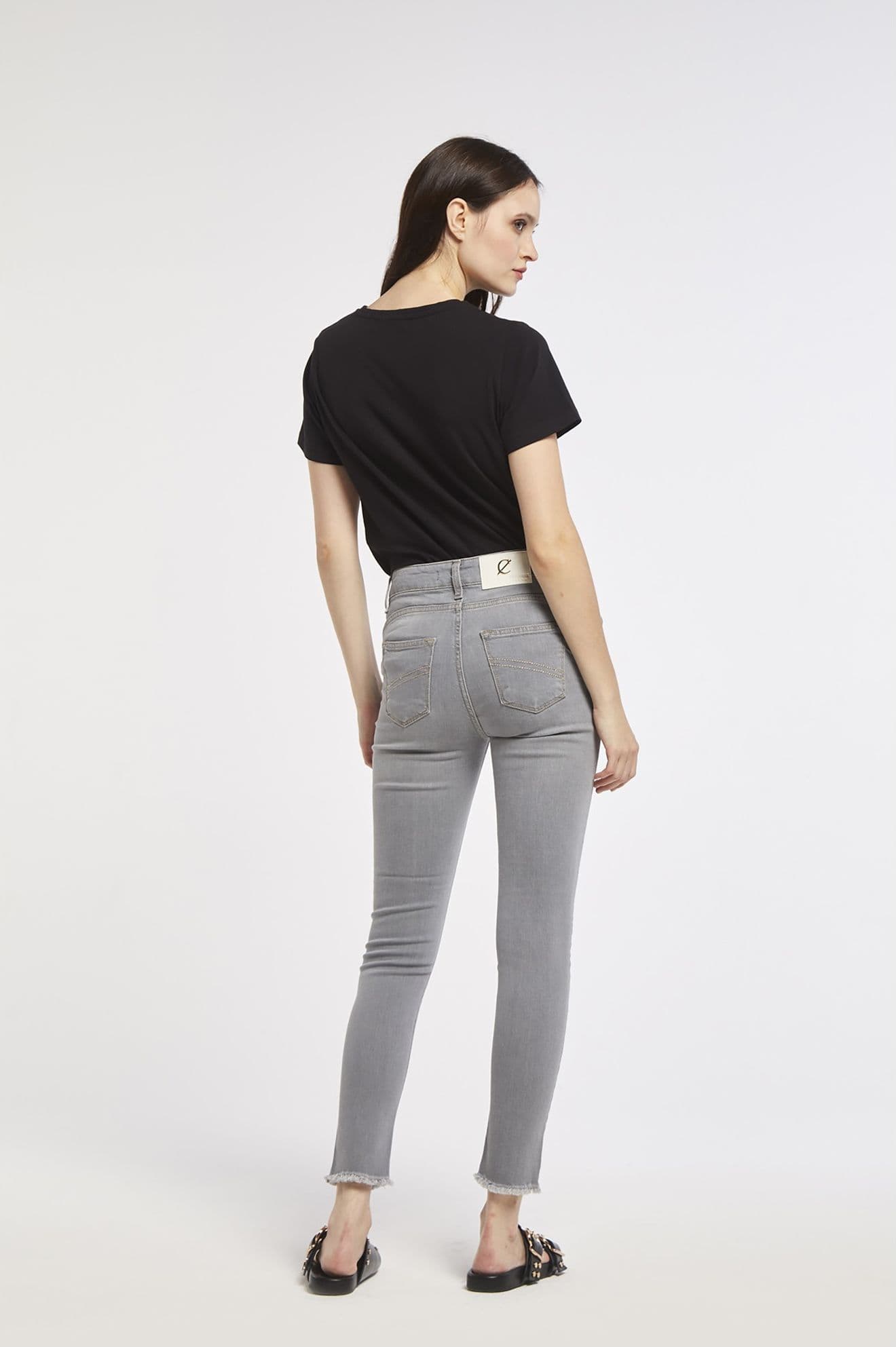 PANTALONE SKINNY CON BOTTONE GIOIELLO in Jeans 3A Moda Mare Sport - Bellaria Igea Marina, commercioVirtuoso.it