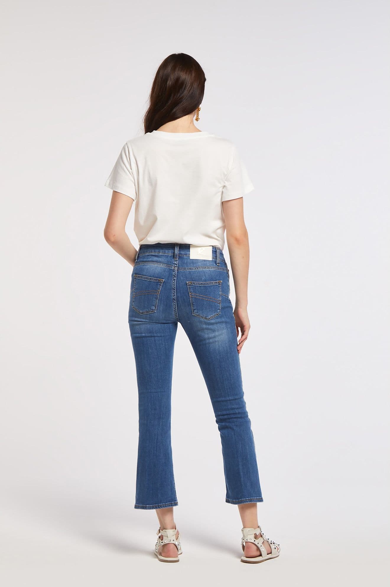 PANTALONE CROPPED FLARE CON STRAS in Pantaloni sportivi 3A Moda Mare Sport - Bellaria Igea Marina, commercioVirtuoso.it