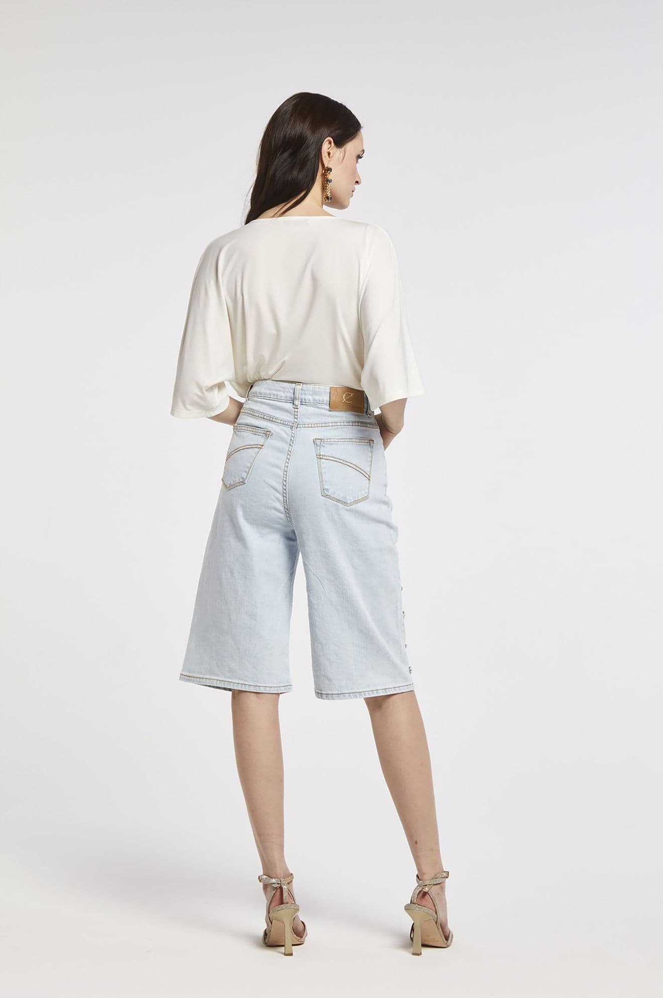 BERMUDA CON STRAS in Pantaloncini 3A Moda Mare Sport - Bellaria Igea Marina, commercioVirtuoso.it