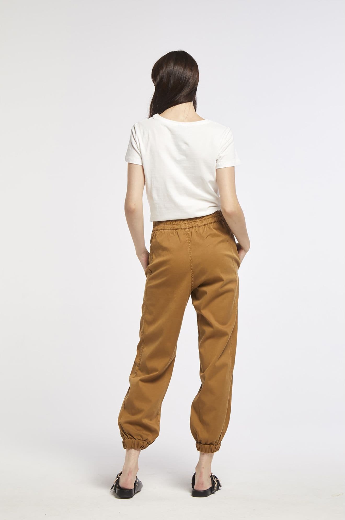 JOGGER CON VITA ELASTICATA in Pantaloni 3A Moda Mare Sport - Bellaria Igea Marina, commercioVirtuoso.it
