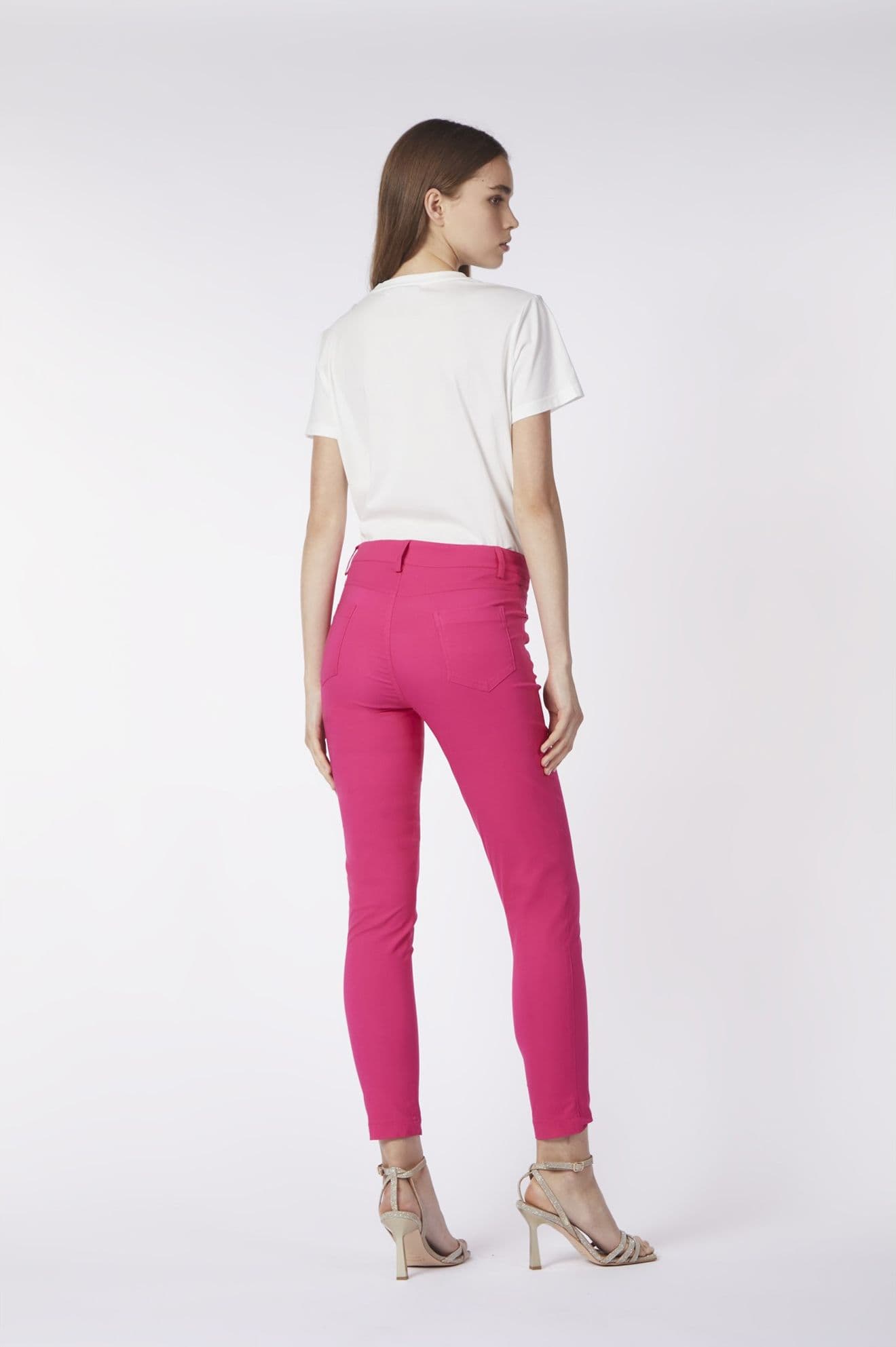 PANTALONE SLIM CON 5 TASCHE in Pantaloni 3A Moda Mare Sport - Bellaria Igea Marina, commercioVirtuoso.it