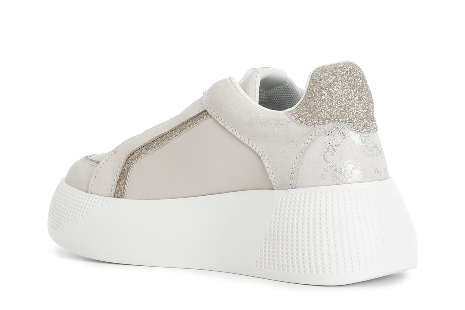 SLIPON IN PELLE SCAMOSCIATA LAMINATA CON RIPORTI GLITTER in Loafer e mocassini 3A Moda Mare Sport - Bellaria Igea Marina, commercioVirtuoso.it