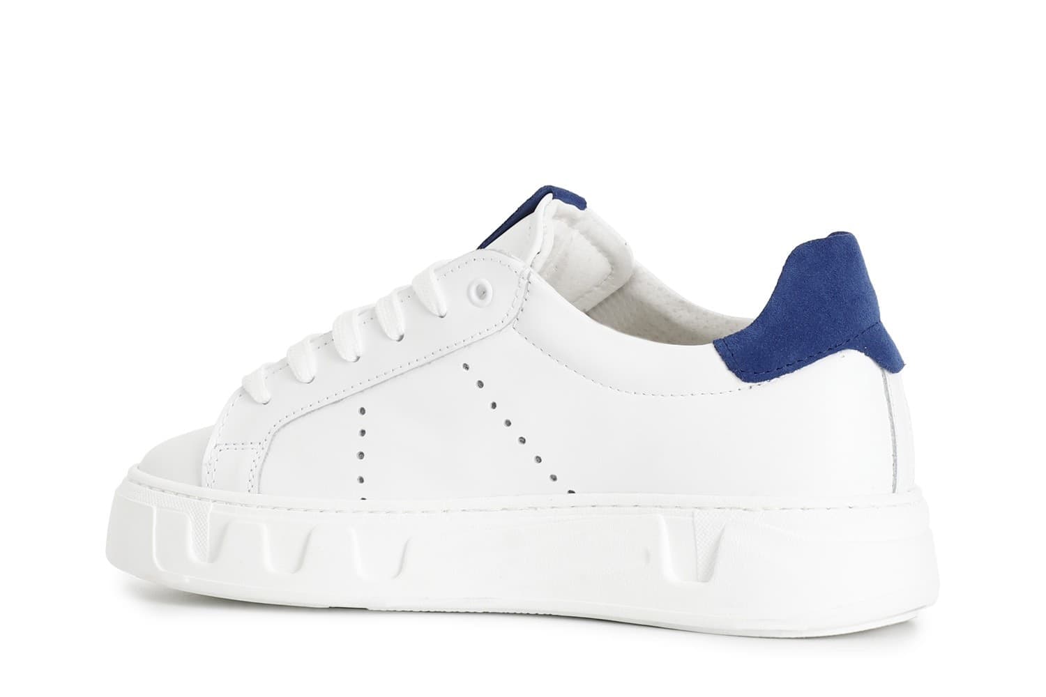 SNEAKERS IN PELLE in Sneaker casual 3A Moda Mare Sport - Bellaria Igea Marina, commercioVirtuoso.it