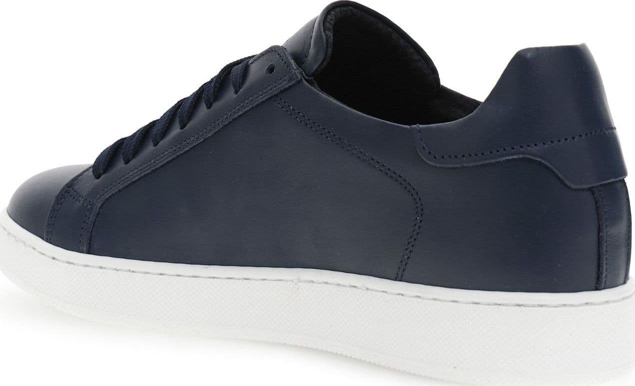 SNEAKERS IN PELLE in Sneaker casual 3A Moda Mare Sport - Bellaria Igea Marina, commercioVirtuoso.it