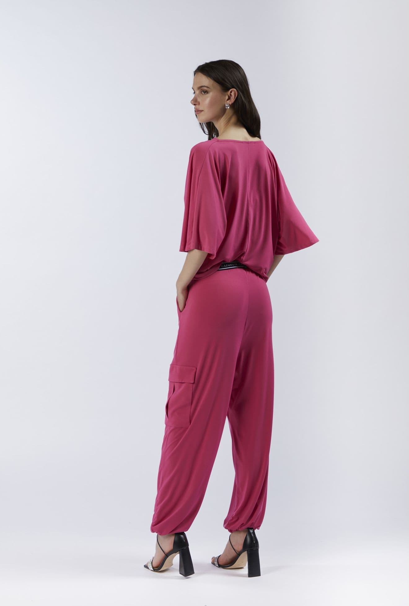 BLUSA CON SCOLLO A GOCCIA in Bluse e camicie 3A Moda Mare Sport - Bellaria Igea Marina, commercioVirtuoso.it