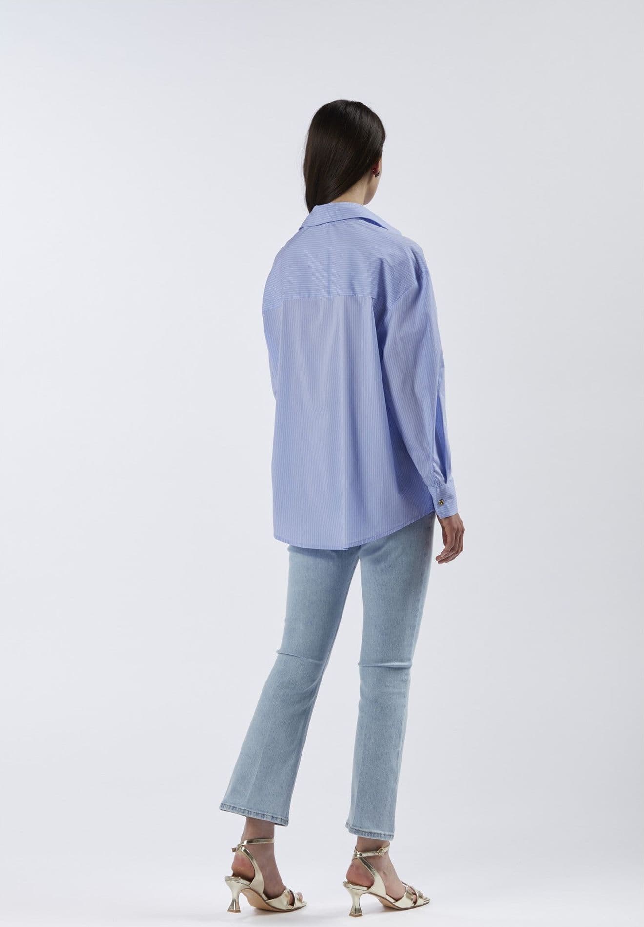 CAMICIA OVER CON TASCHE A TOPPA IN POPELINE STRETCH RIGATO in Camicie casual 3A Moda Mare Sport - Bellaria Igea Marina, commercioVirtuoso.it