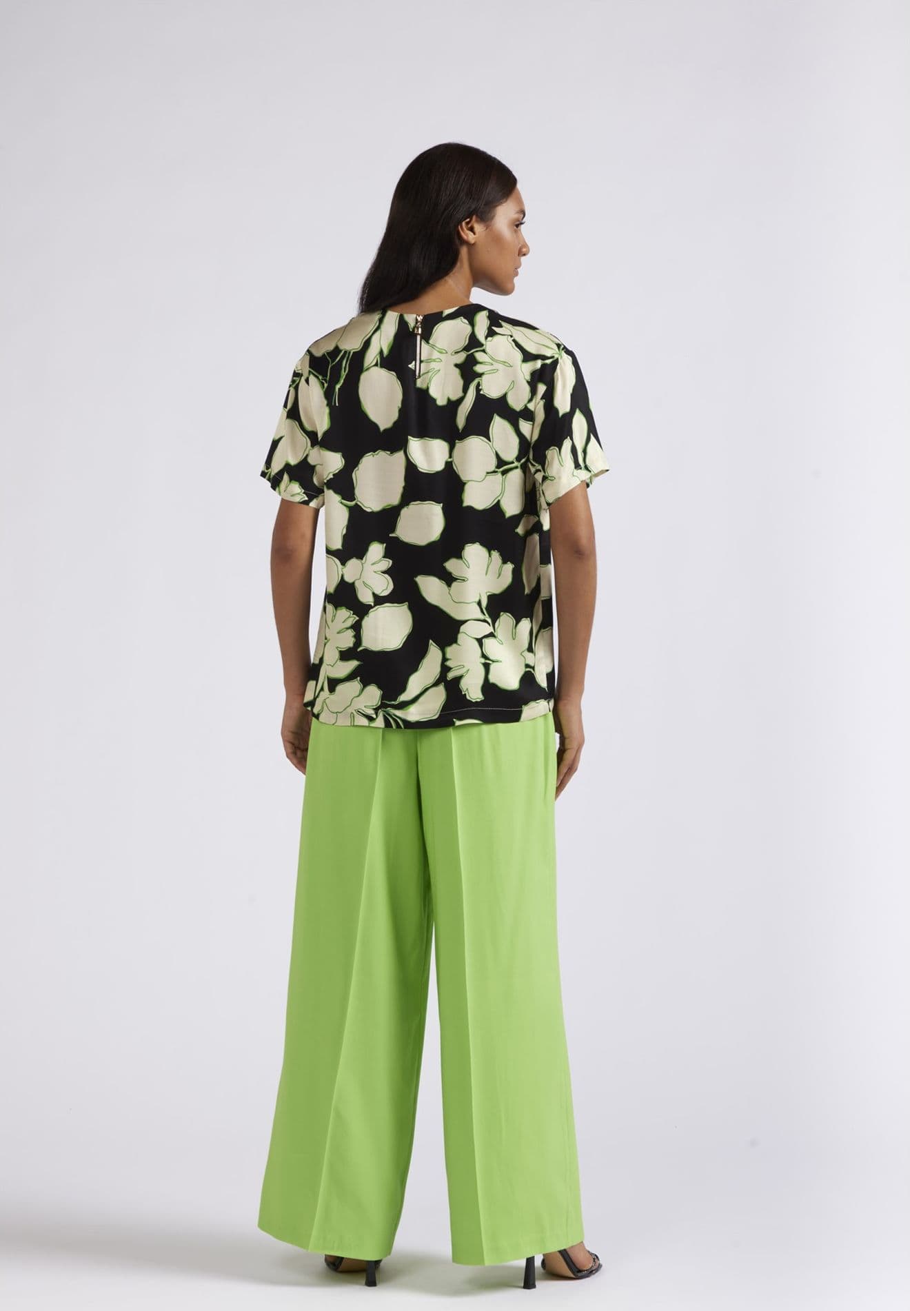 BLUSA MANICA CORTA IN SATIN DI VISCOSASTAMPATA in Bluse e camicie 3A Moda Mare Sport - Bellaria Igea Marina, commercioVirtuoso.it