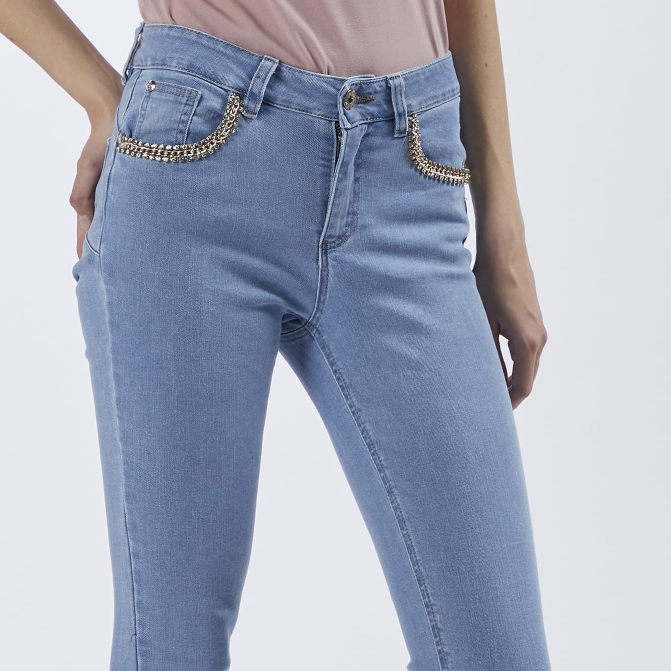 PANTALONE SKINNY CON APPLICAZIONE CATENA GIOELLO in Jeans 3A Moda Mare Sport - Bellaria Igea Marina, commercioVirtuoso.it