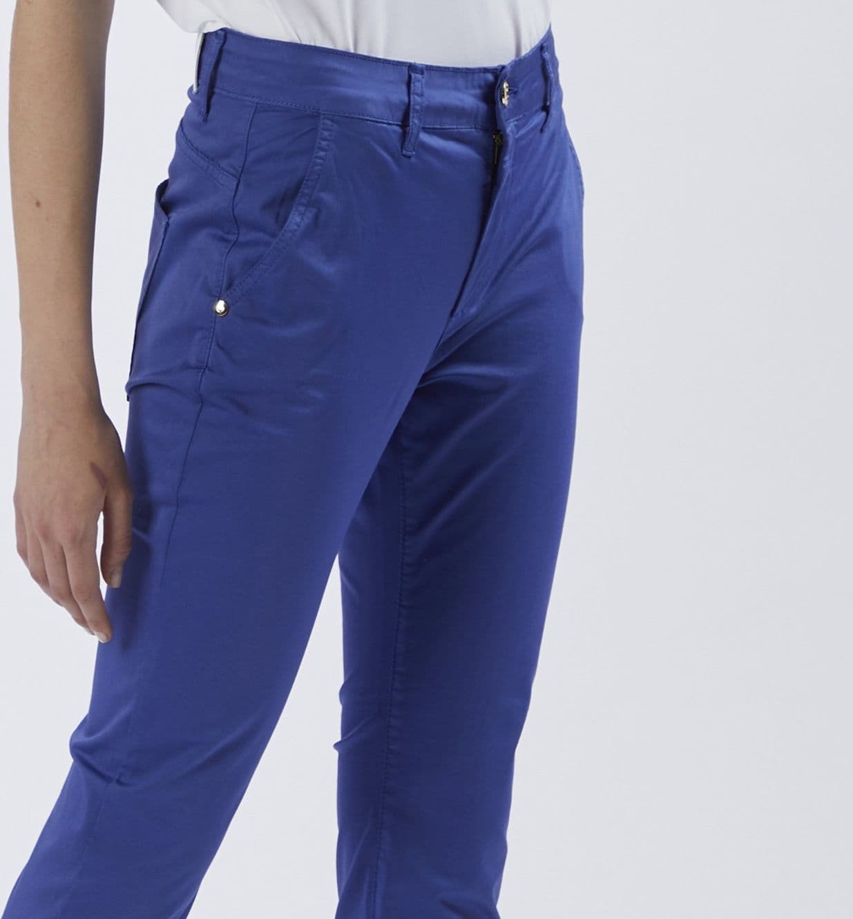 PANTALONE SLIM TINTO CAPO in Pantaloni 3A Moda Mare Sport - Bellaria Igea Marina, commercioVirtuoso.it