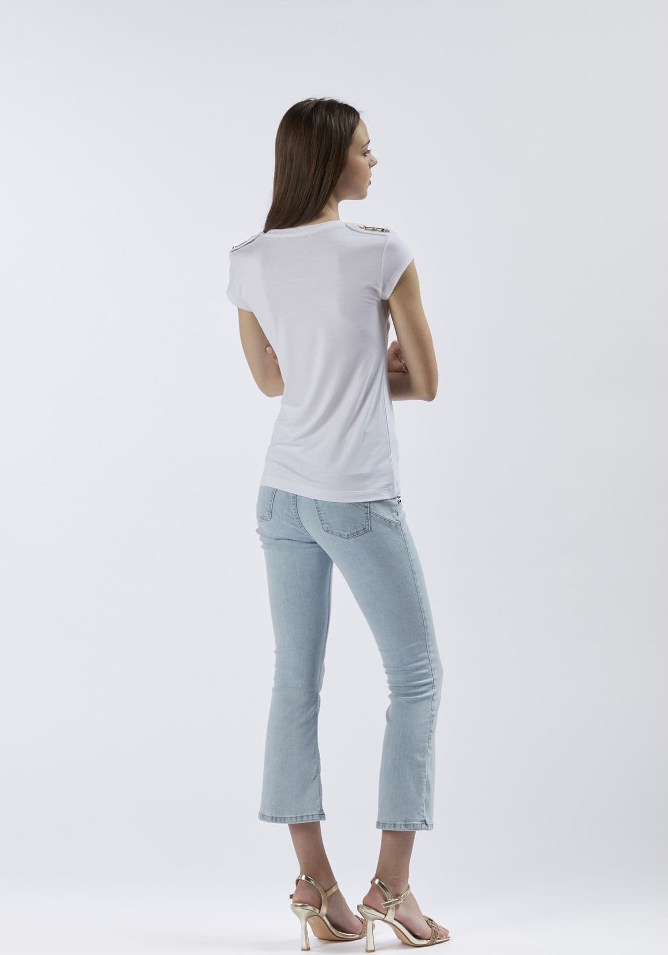 T SHIRT SCOLLO A V CON PLACCHETTE ALLE SPALLE in T-Shirt 3A Moda Mare Sport - Bellaria Igea Marina, commercioVirtuoso.it