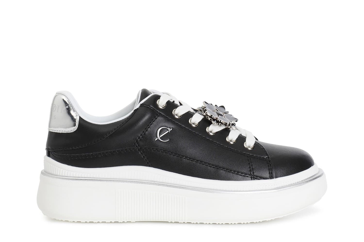 SNEAKER IN PELLE CON ACCESSORIO SMALTATO in Sneaker casual 3A Moda Mare Sport - Bellaria Igea Marina, commercioVirtuoso.it