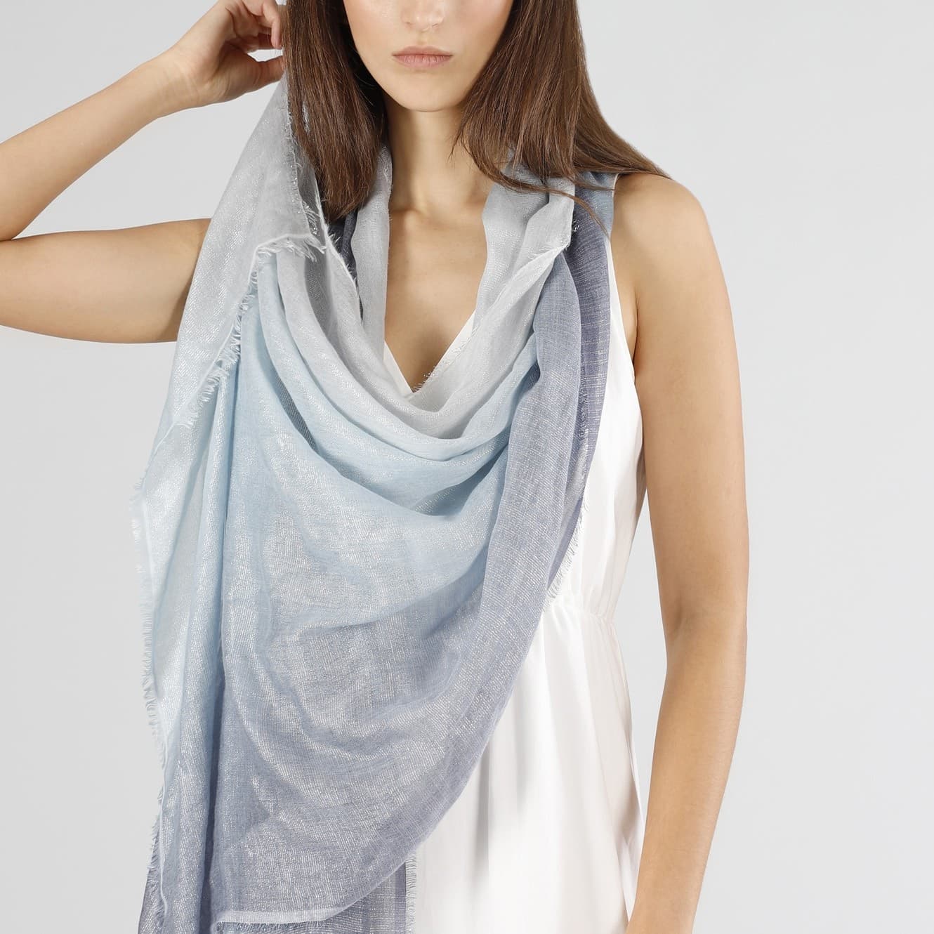 PASHMINA OPERATA in Sciarpe 3A Moda Mare Sport - Bellaria Igea Marina, commercioVirtuoso.it