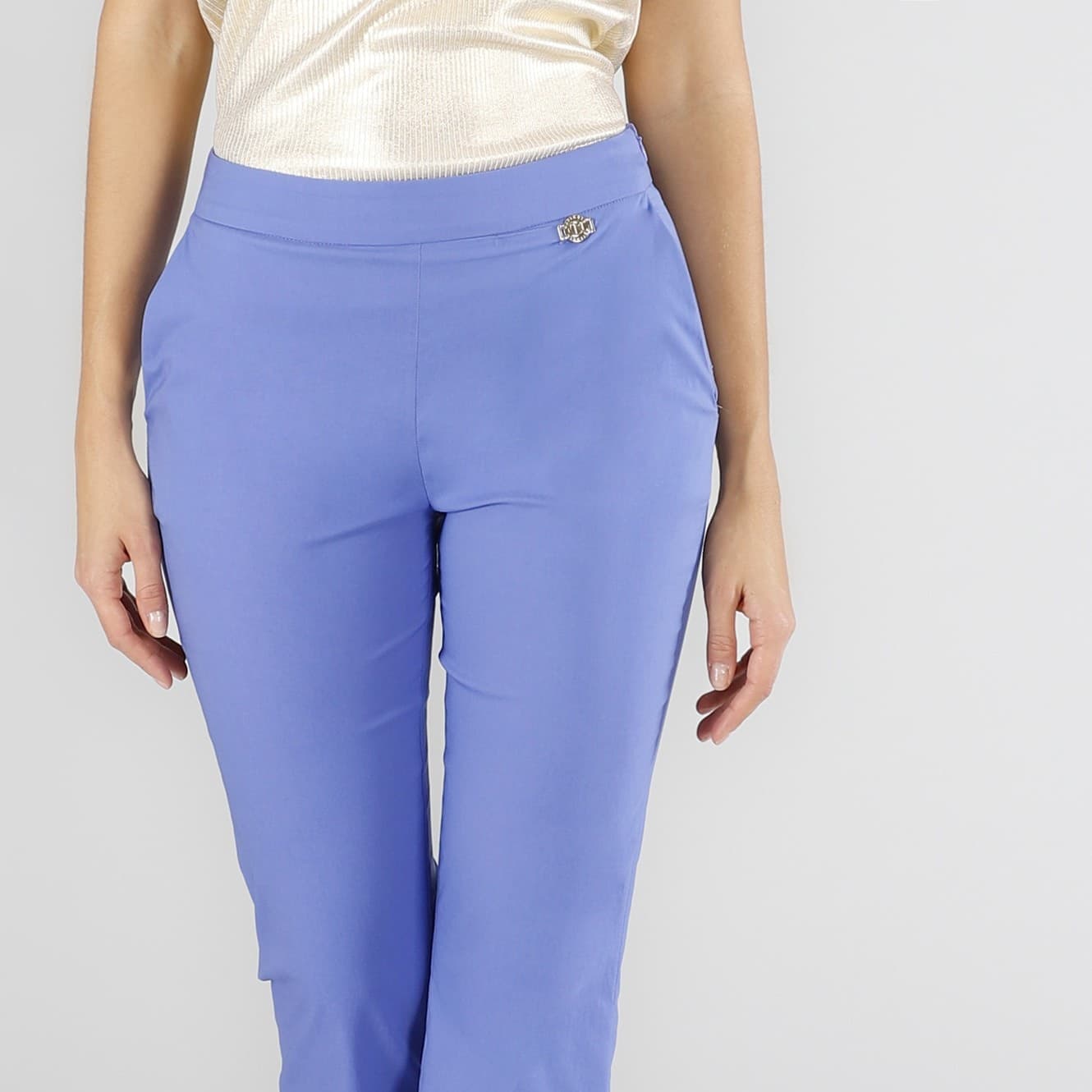PANTALONE A ZAMPA TESSUTO SUPERSTRETCH in Pantaloni 3A Moda Mare Sport - Bellaria Igea Marina, commercioVirtuoso.it