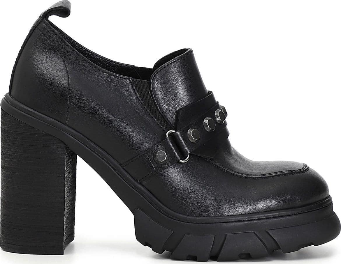 MOCASSINO TACCO ALTO IN PELLE CON PASSANTE E BORCHIE in Loafer e mocassini 3A Moda Mare Sport - Bellaria Igea Marina, commercioVirtuoso.it
