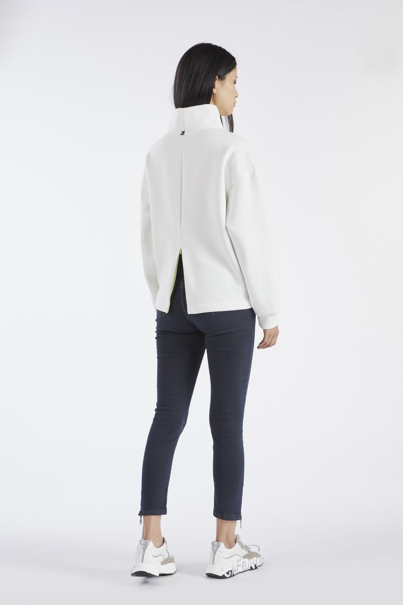 FELPA CON ZIP DIETRO in Felpe con cappuccio 3A Moda Mare Sport - Bellaria Igea Marina, commercioVirtuoso.it