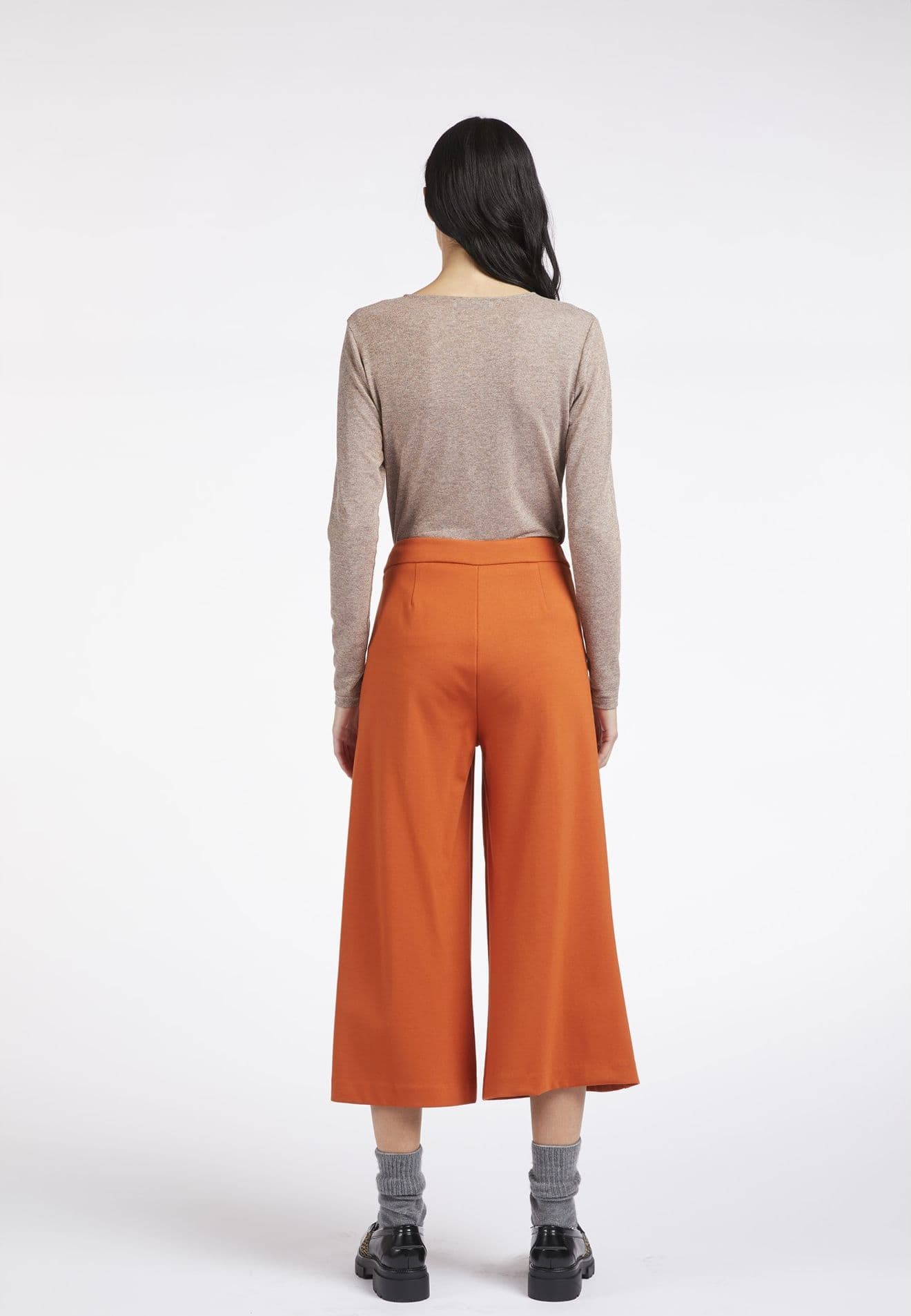 PANTALONE CULOTTE ELASTICIZZATO in Pantaloni 3A Moda Mare Sport - Bellaria Igea Marina, commercioVirtuoso.it