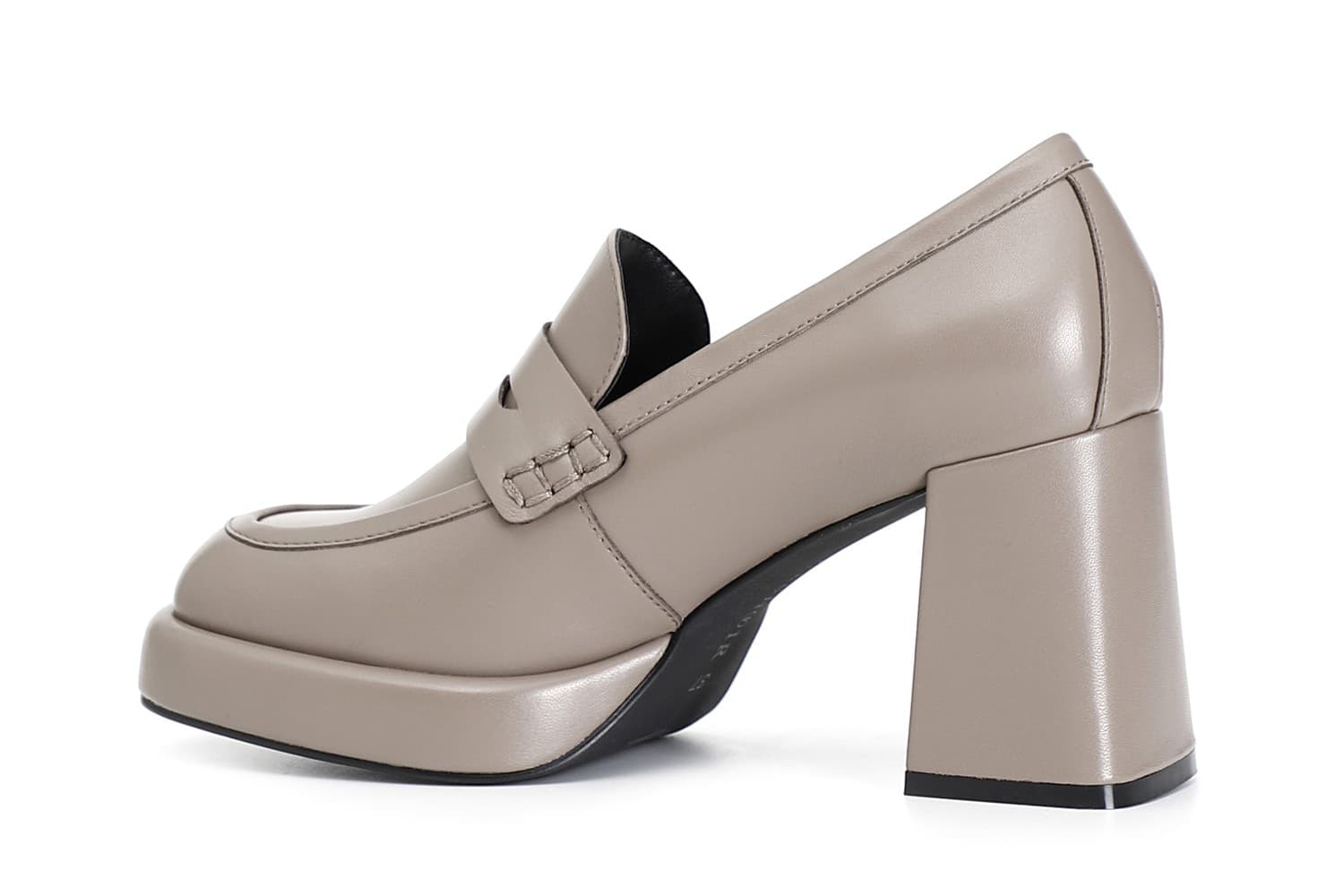 MOCASSINO IN PELLE in Loafer e mocassini 3A Moda Mare Sport - Bellaria Igea Marina, commercioVirtuoso.it