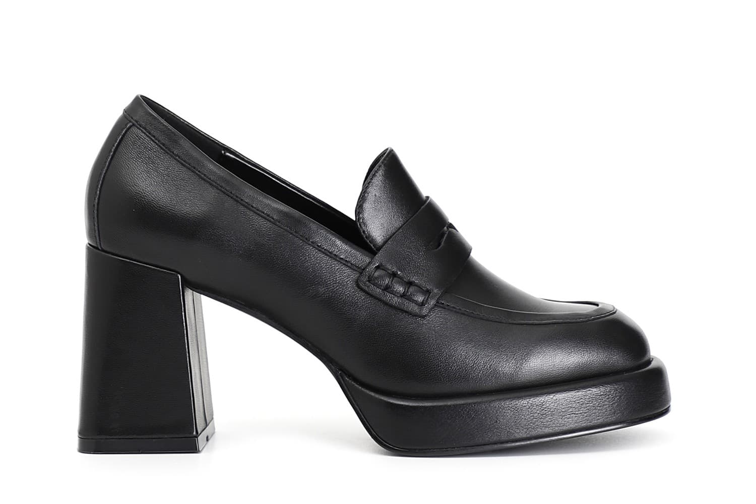 MOCASSINO IN PELLE in Loafer e mocassini 3A Moda Mare Sport - Bellaria Igea Marina, commercioVirtuoso.it