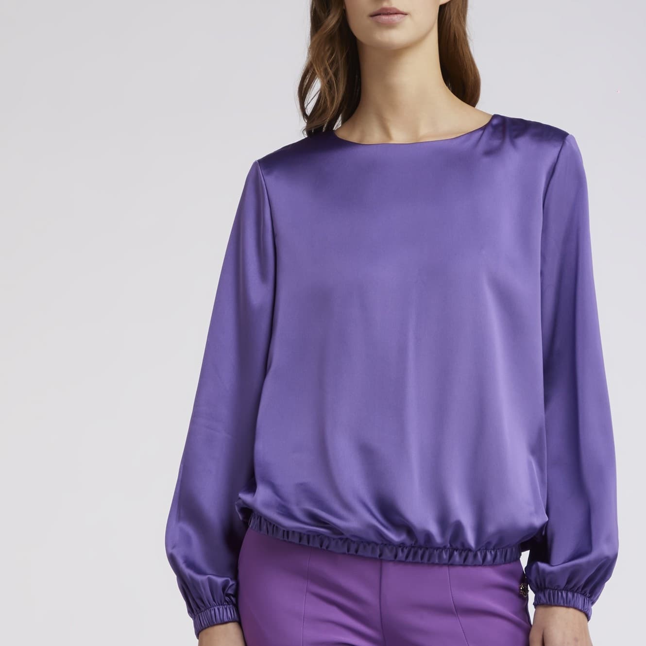 BLUSA IN RASO SCOLLATURA A BARCA in Canotte e top 3A Moda Mare Sport - Bellaria Igea Marina, commercioVirtuoso.it
