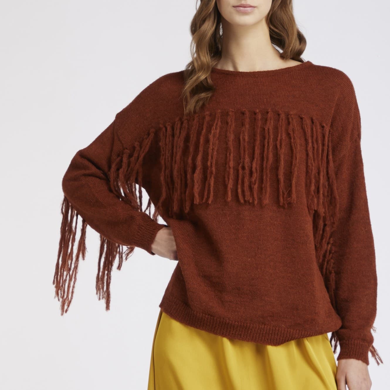 MAGLIONE MISTOALPACA CON FRANGE ALLE MANICHE E DAVANTI in Maglioni 3A Moda Mare Sport - Bellaria Igea Marina, commercioVirtuoso.it