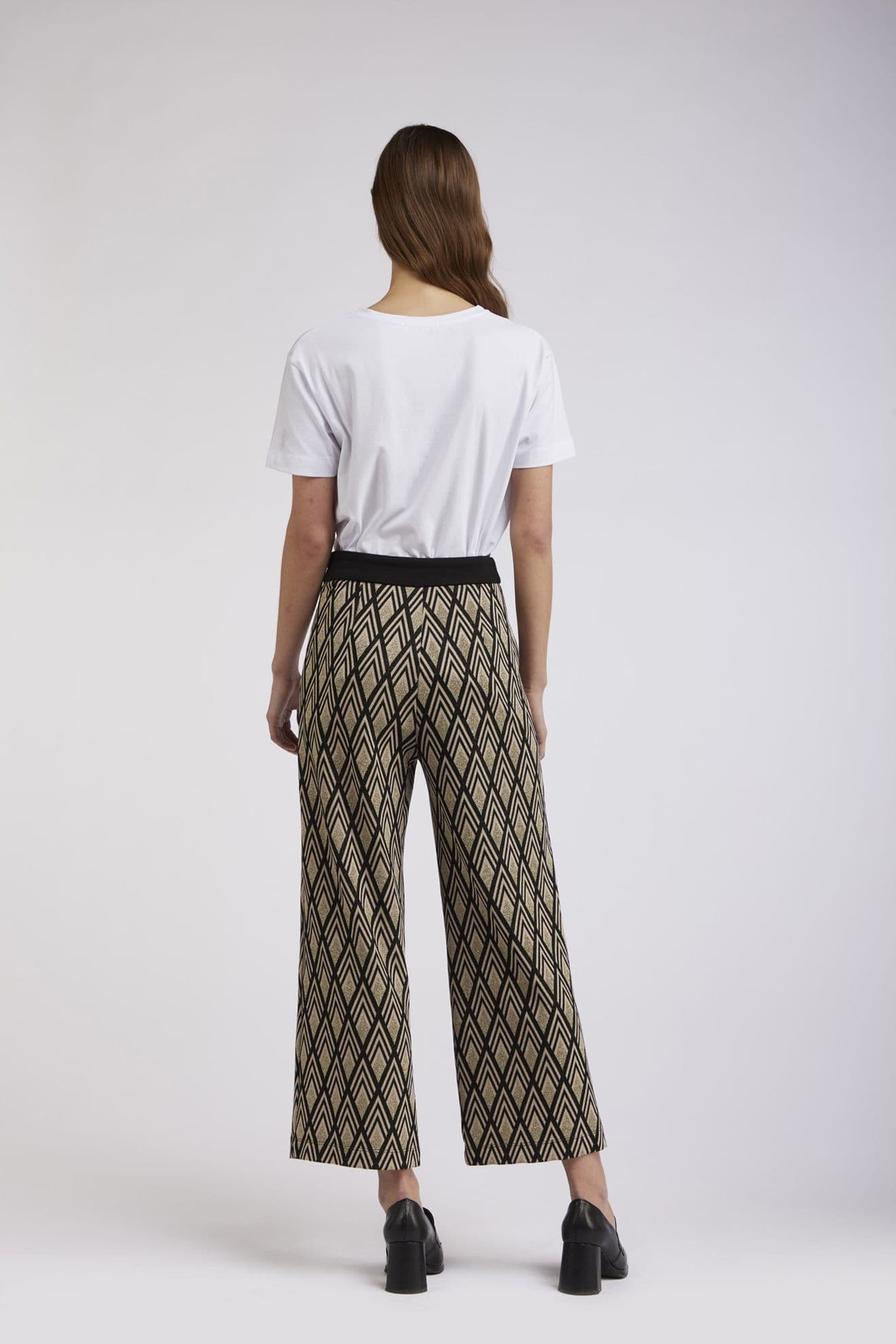 PANTALONE LARGO LAVORAZIONE JACQUARD in Pantaloni sportivi 3A Moda Mare Sport - Bellaria Igea Marina, commercioVirtuoso.it