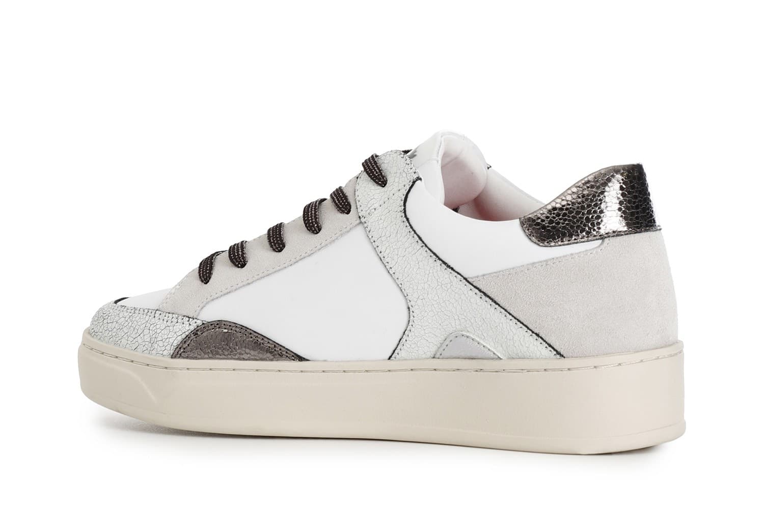 SNEAKERS LACCI VASCHETTA IN PELLE in Lacci per scarpe 3A Moda Mare Sport - Bellaria Igea Marina, commercioVirtuoso.it