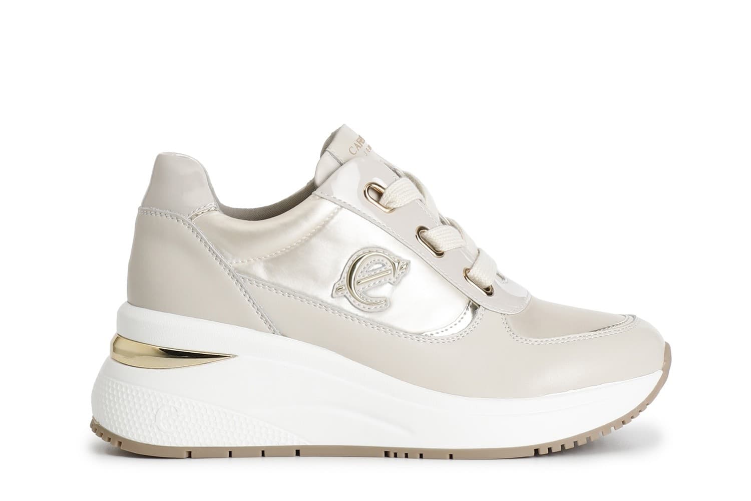 RUNNING IN NYLON
