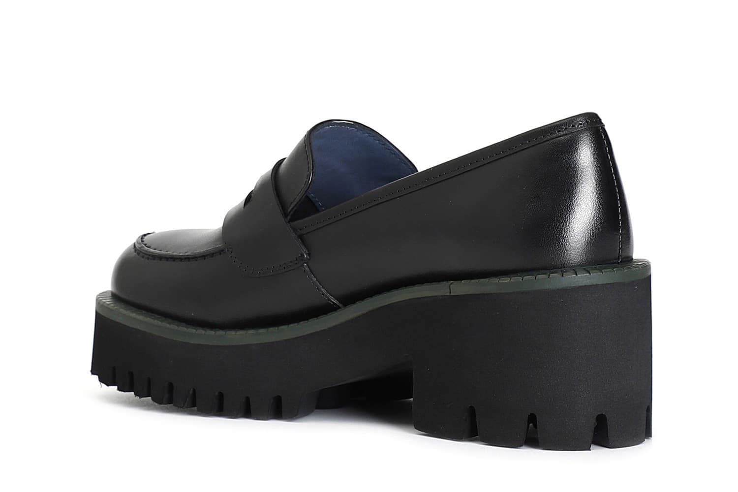 MOCASSINO IN PELLE CON SUOLA NERA E GUARDOLO COLORATO in Loafer e mocassini 3A Moda Mare Sport - Bellaria Igea Marina, commercioVirtuoso.it
