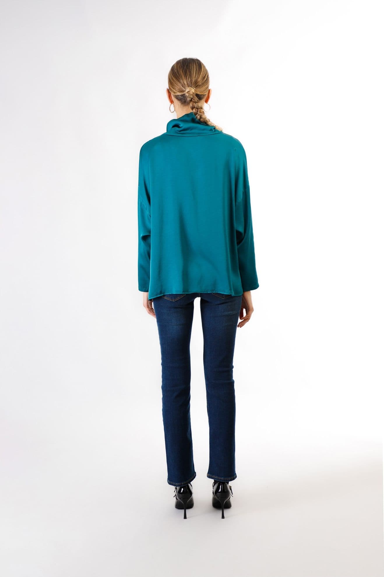 BLUSA TINTO CAPO CON COLLO VULCANO in Bluse e camicie 3A Moda Mare Sport - Bellaria Igea Marina, commercioVirtuoso.it