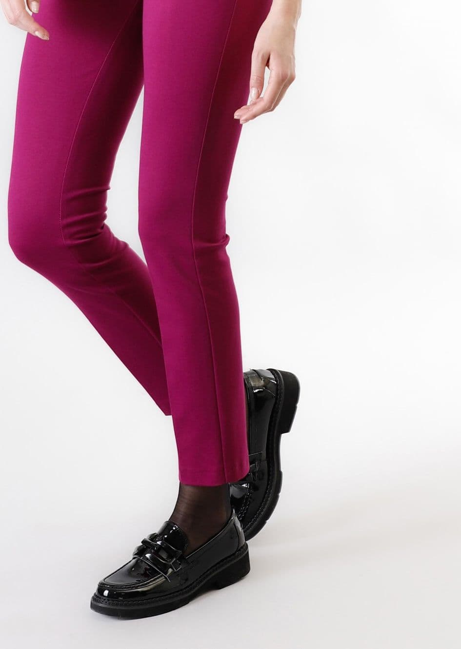 PANTALONE A SIGARETTA CON VITA ELASTICA in Pantaloni sportivi 3A Moda Mare Sport - Bellaria Igea Marina, commercioVirtuoso.it