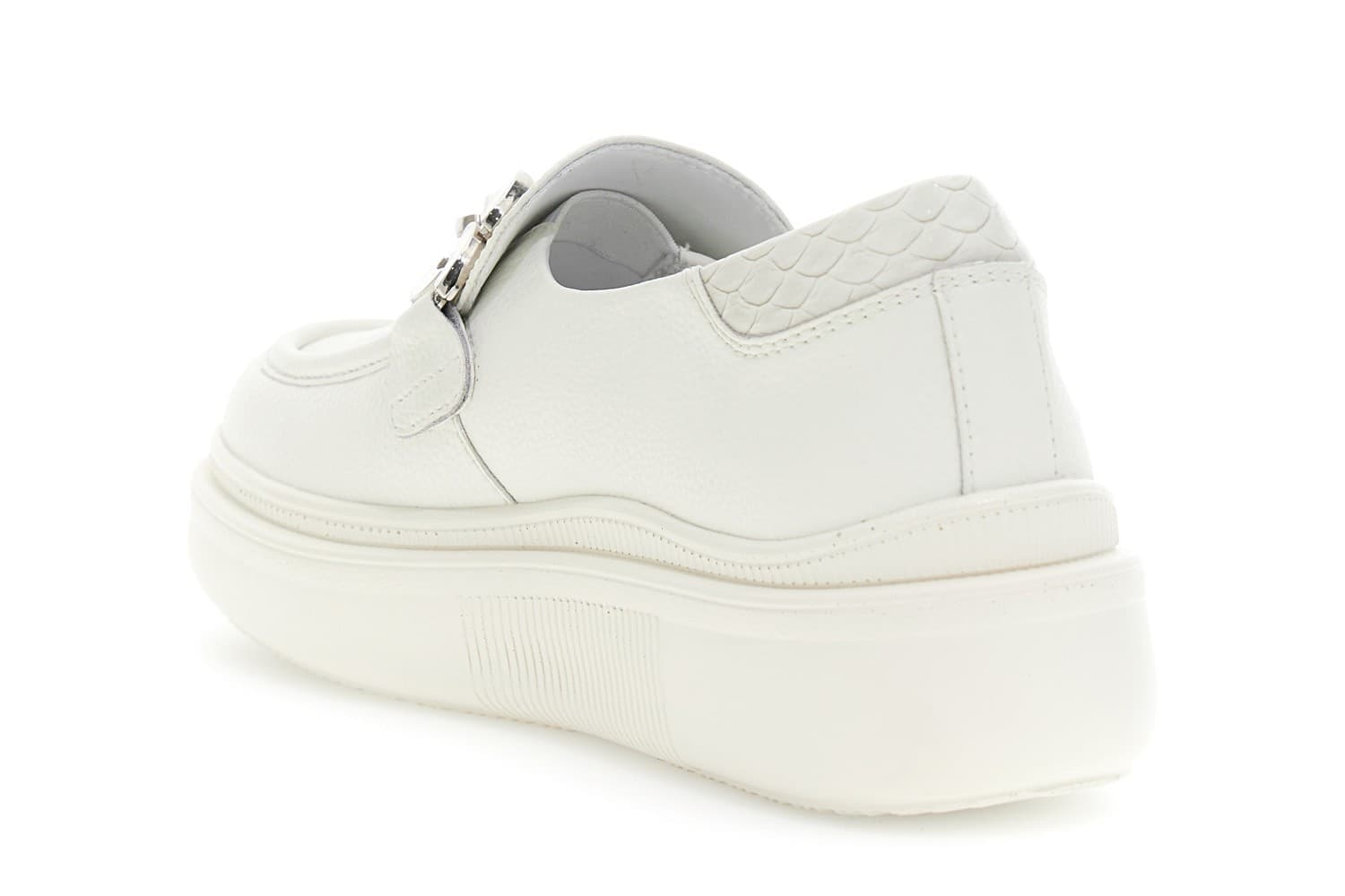 MOCASSINO IN PELLE RIVESTITA CON GRANA E MORSETTO in Loafer e mocassini 3A Moda Mare Sport - Bellaria Igea Marina, commercioVirtuoso.it