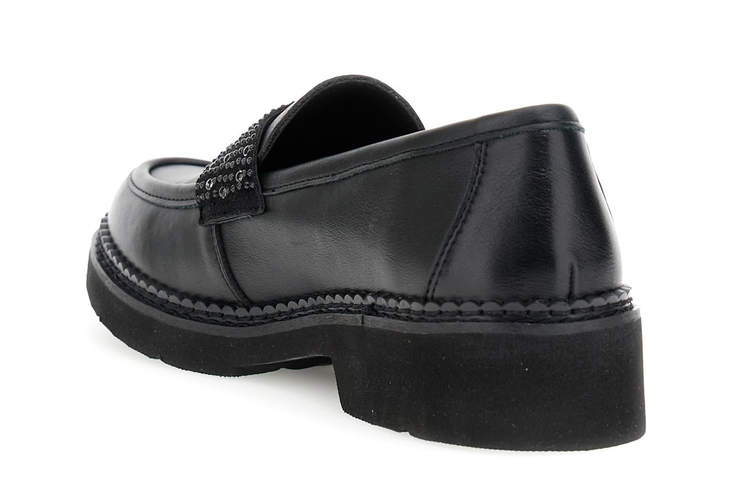 MOCASSINO IN SINTETICO EFFETTO PELLE CON PASSANTE STRASS E BORCHIE in Loafer e mocassini 3A Moda Mare Sport - Bellaria Igea Marina, commercioVirtuoso.it