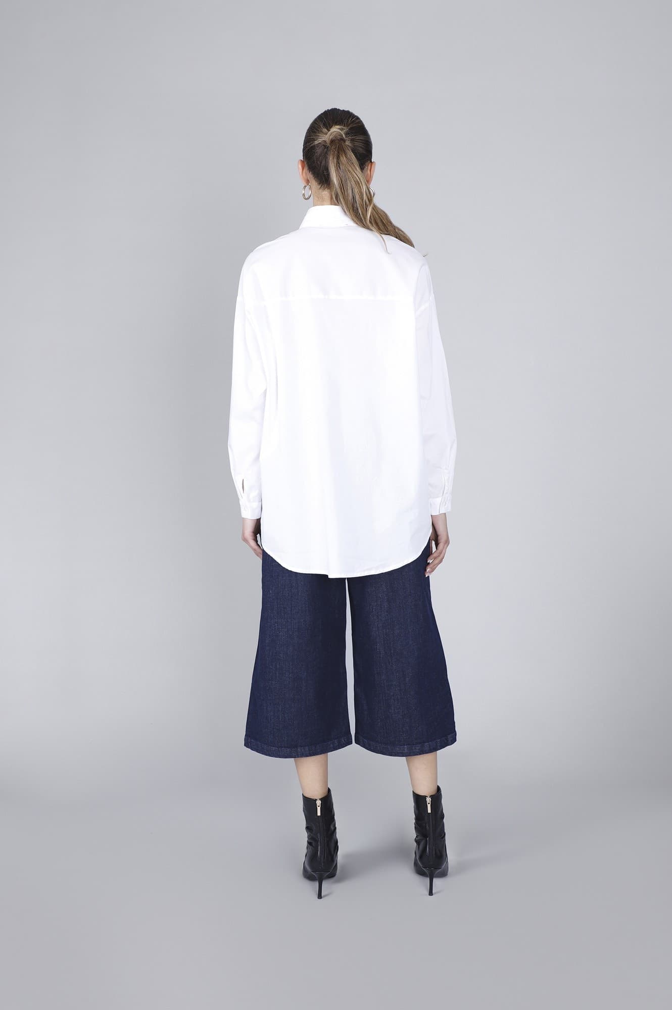 CAMICIA IN POPELINE CON MICROBORCHIE in Camicie casual 3A Moda Mare Sport - Bellaria Igea Marina, commercioVirtuoso.it
