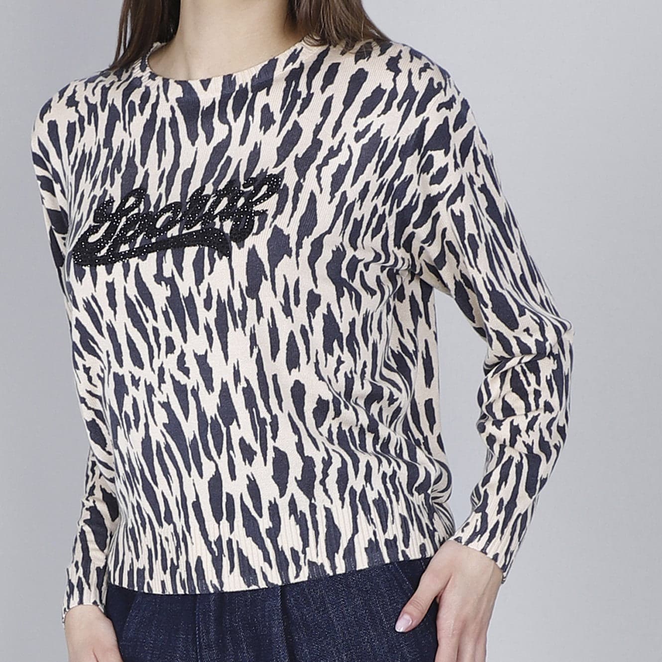 MAGLIA GIROCOLLO STAMPATA CON STRAS in Maglioni 3A Moda Mare Sport - Bellaria Igea Marina, commercioVirtuoso.it