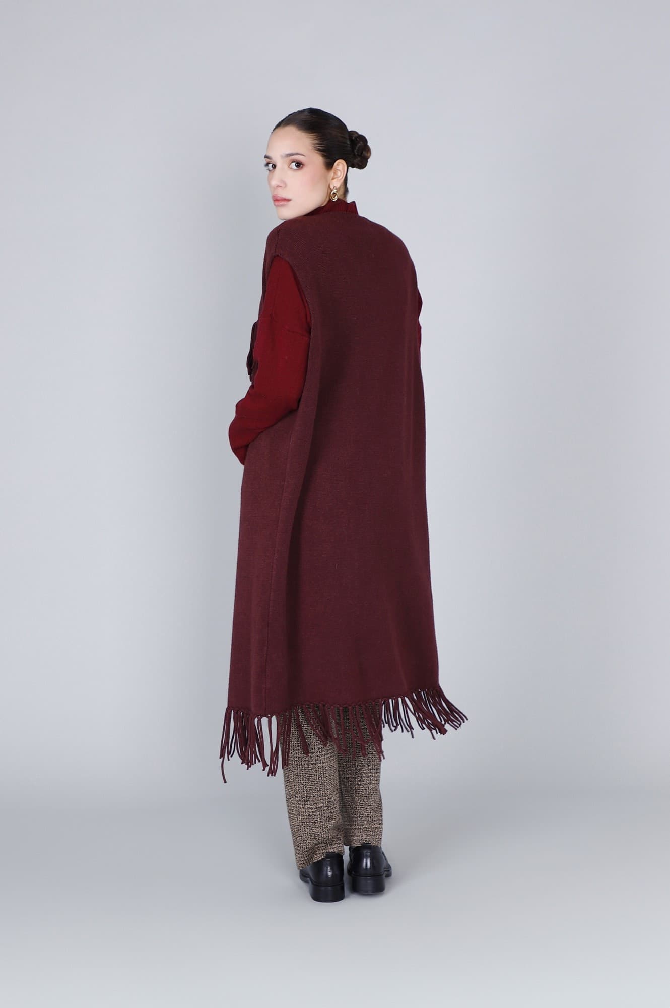 GILET OVERSIZE CON FRANGE in Gilet 3A Moda Mare Sport - Bellaria Igea Marina, commercioVirtuoso.it