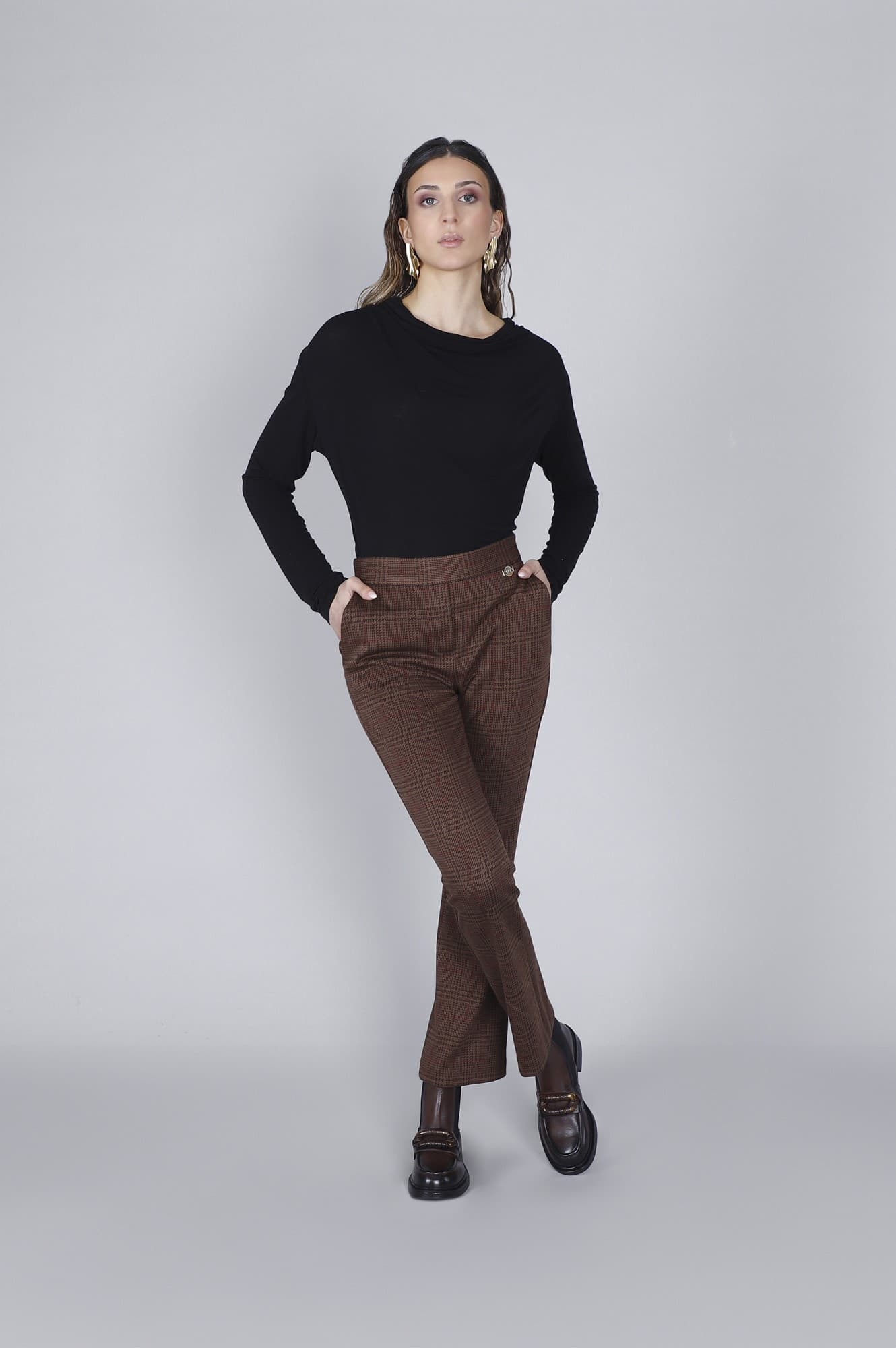 PANTALONE A ZAMPA CROPPED  TESSUTO JACQUARD