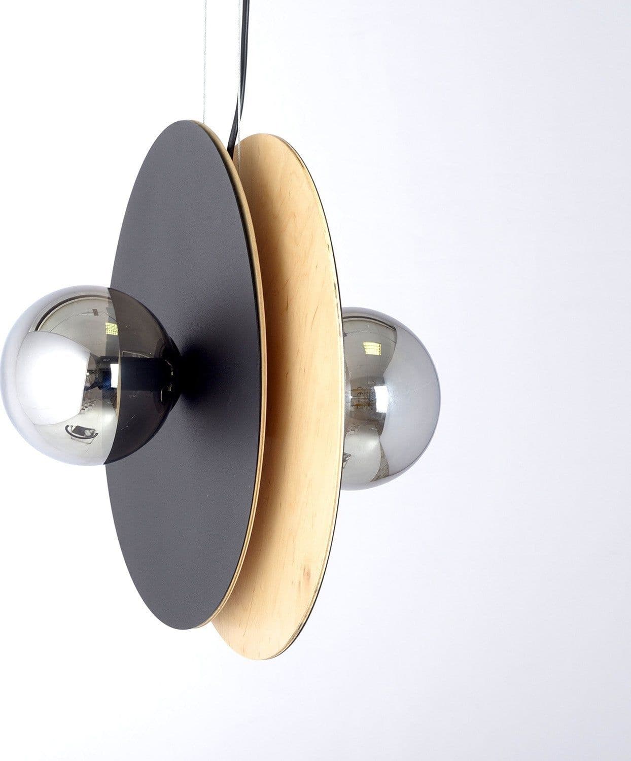 Sospensione Minimal Nordica Soho 2 Luci In Acciaio Nero E Legno Vetro Fumè in Lampade a sospensione LuceArt - Montecorvino Pugliano, commercioVirtuoso.it