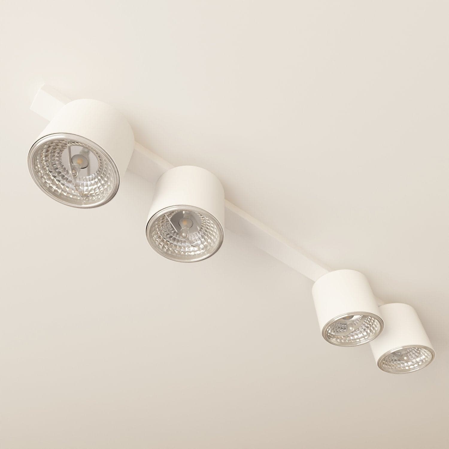 Plafoniera Moderna 4 Luci Faretti Nano In Acciaio Bianco in Plafoniere LuceArt - Montecorvino Pugliano, commercioVirtuoso.it